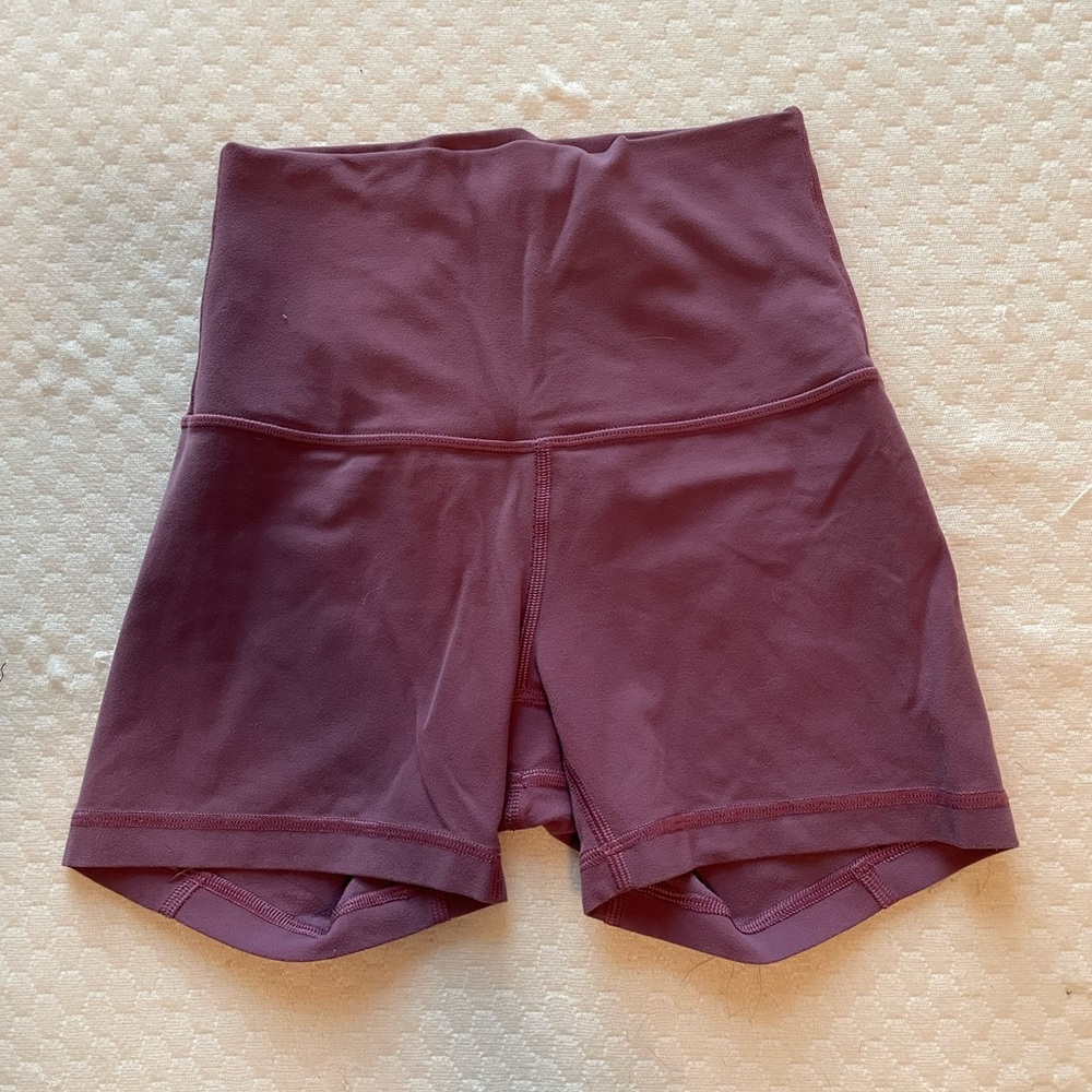 LULULEMON SHORTS